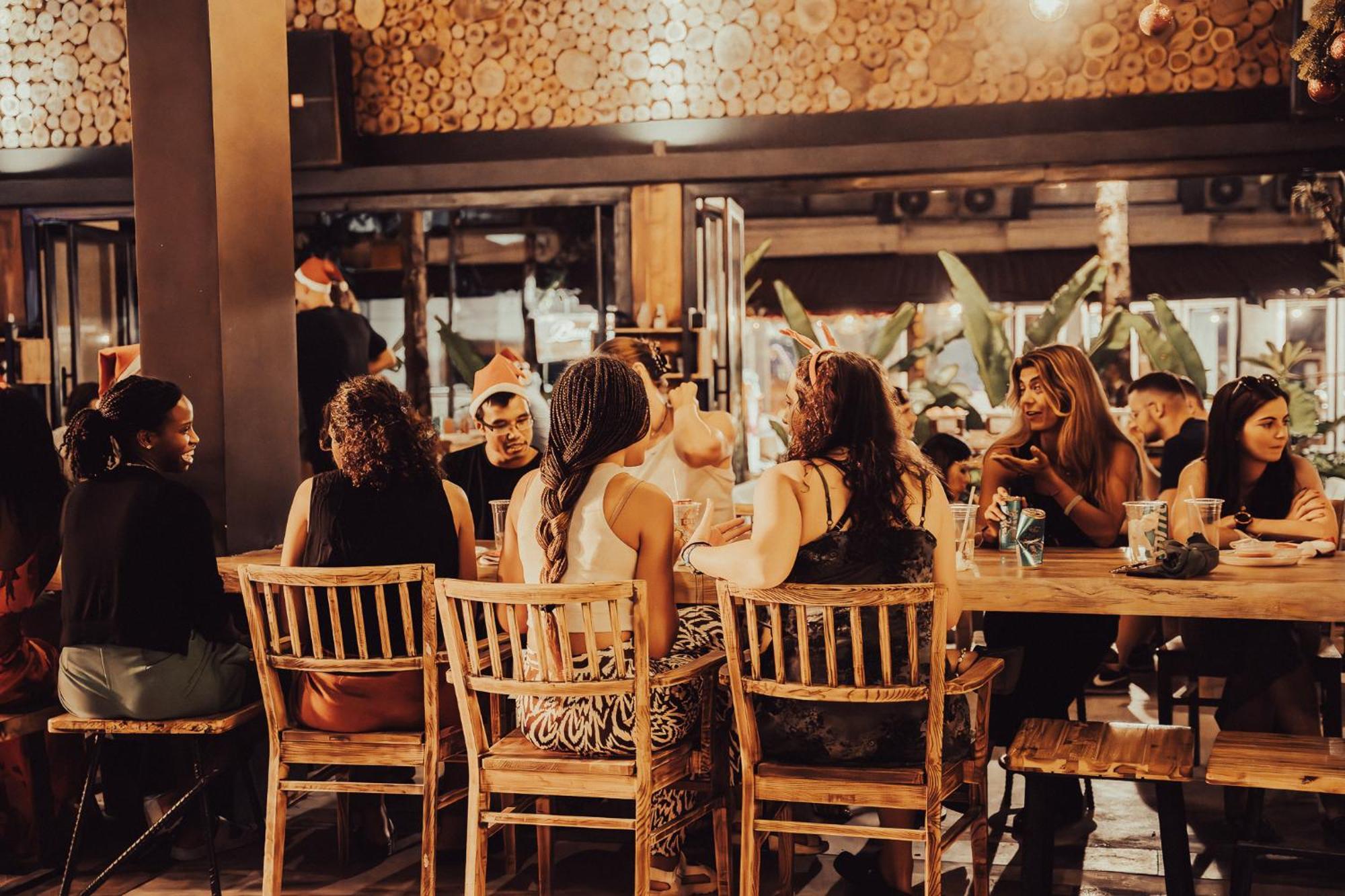 9Station Hostel & Bar Phu Quoc Bagian luar foto